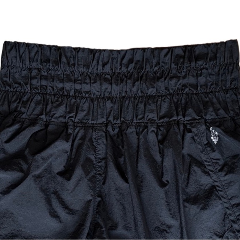 Free People Movement black The Way Home High Rise Lined shorts size L. - Picture 5 of 10